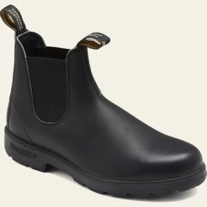 Blundstone Classic Chelsea Boots, size 7.5 US